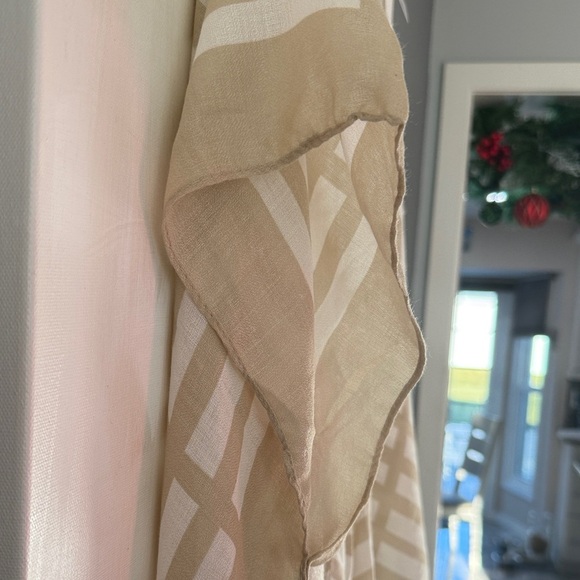 Jessica McClintock Cream and Tan Kimono - Picture 4 of 7